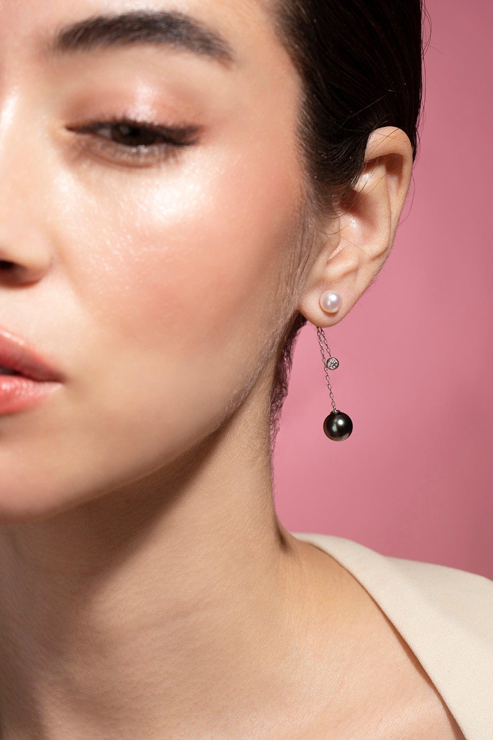 BAGGINS-Multi Pearls Dangle Chain Earrings-WHITE GOLD