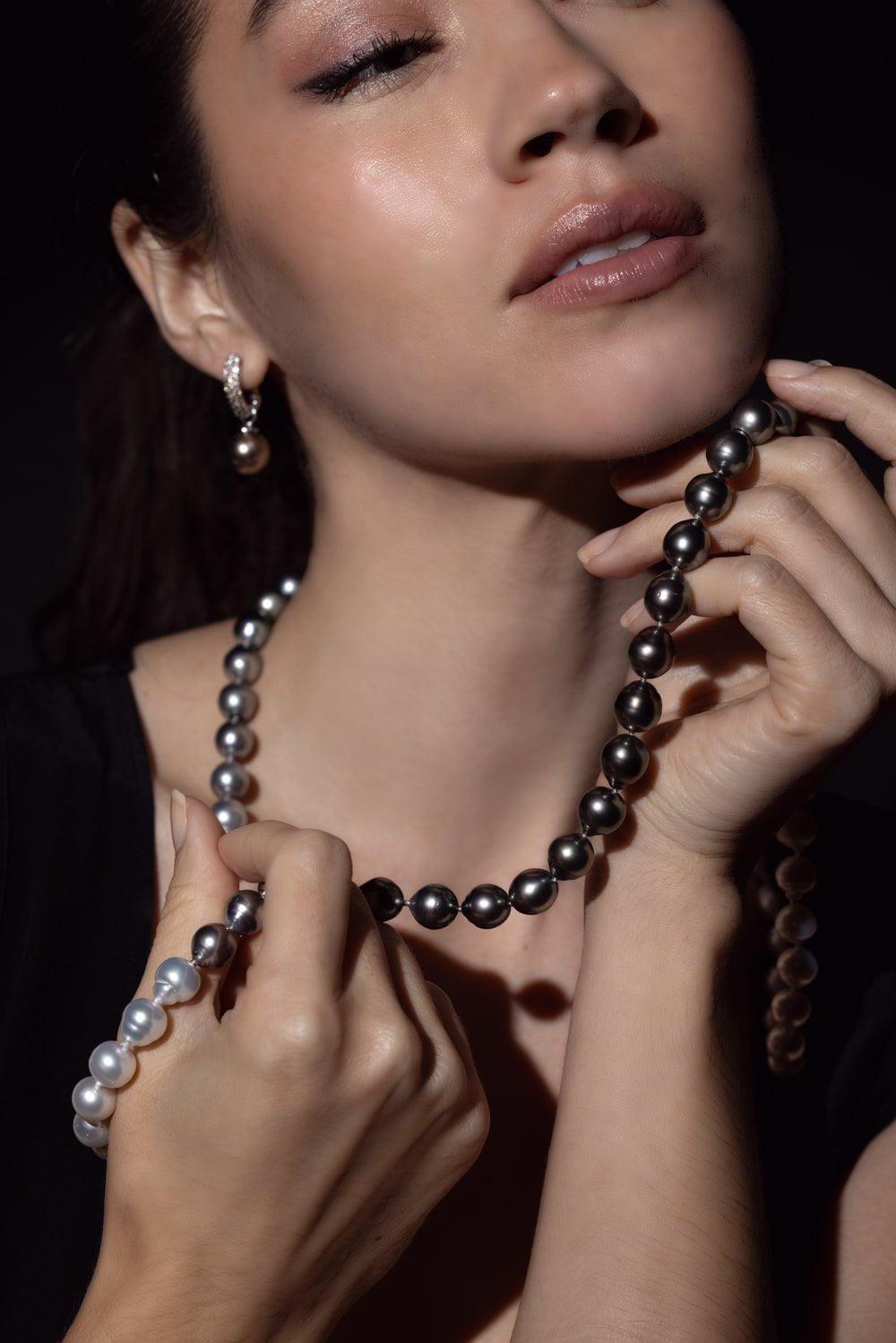 BAGGINS-Ombre Pearl Necklace-WHITE GOLD