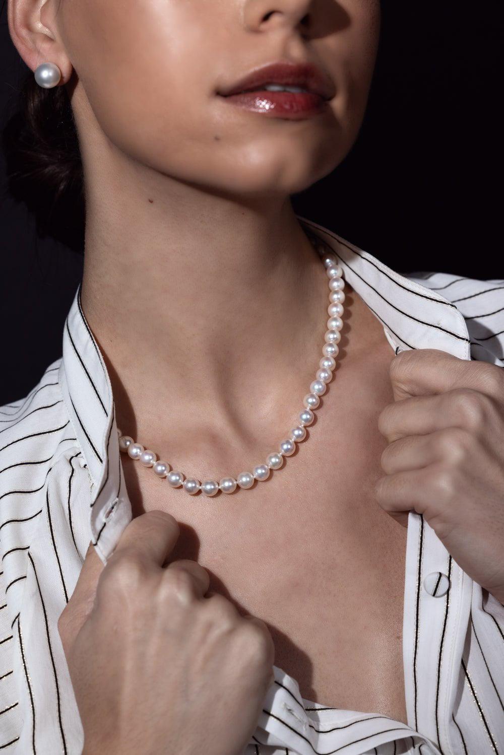 BAGGINS-Classic Akoya Pearl Necklace-YELLOW GOLD