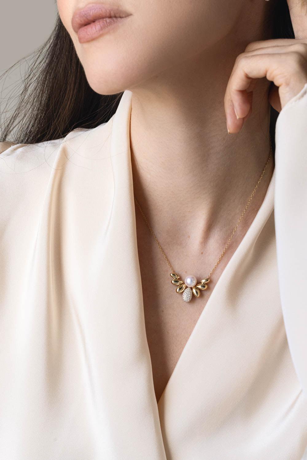 Pearl Diamond Bee Necklace-YELLOW GOLD-JEWELRYFINE JEWELNECKLACE O-BAGGINS
