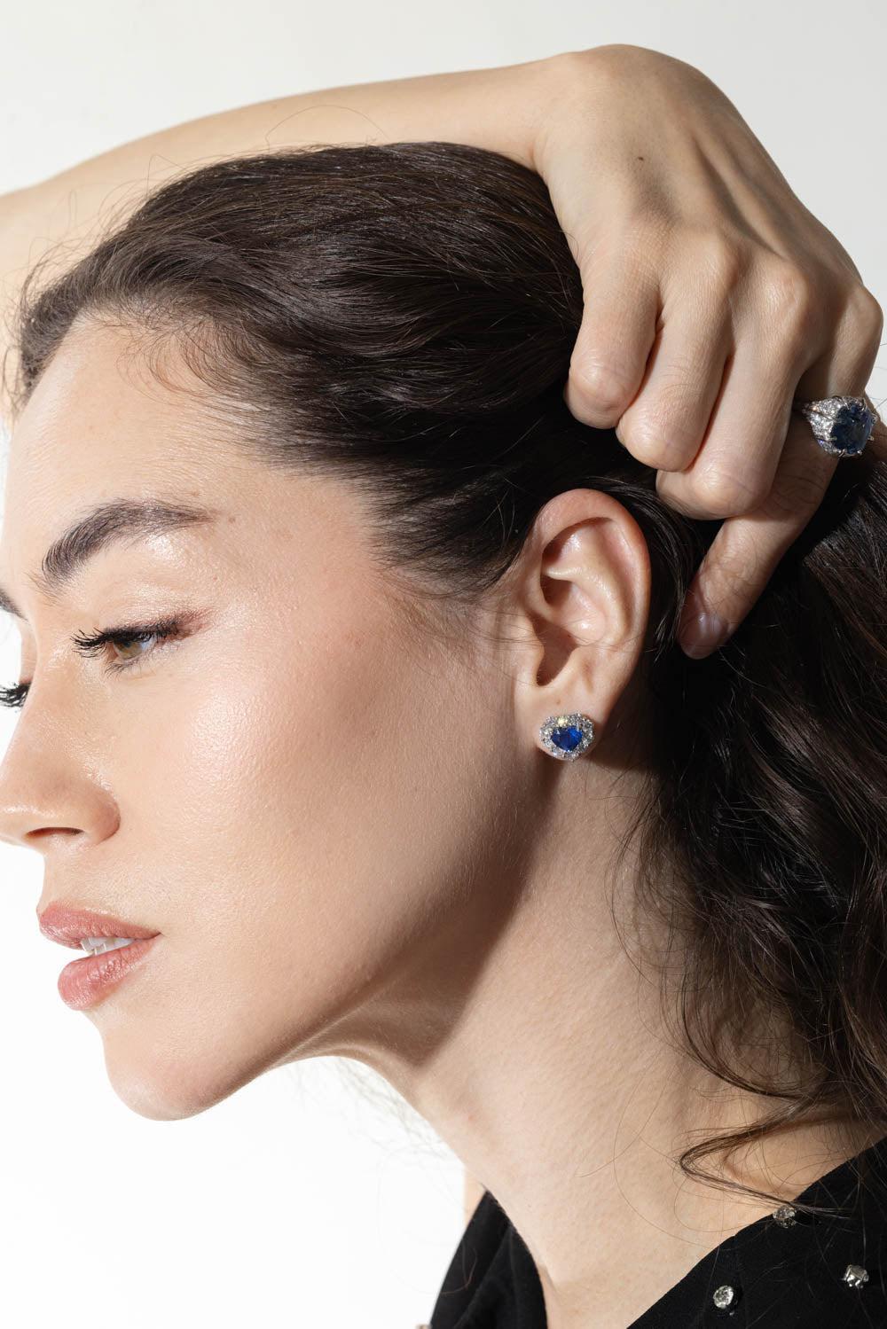 BAYCO-Sapphire Diamond Heart Earrings-PLATINUM