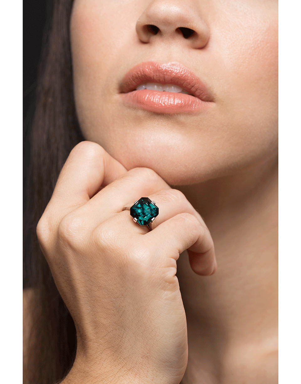 BAYCO-Green Sapphire Ring-PLATINUM