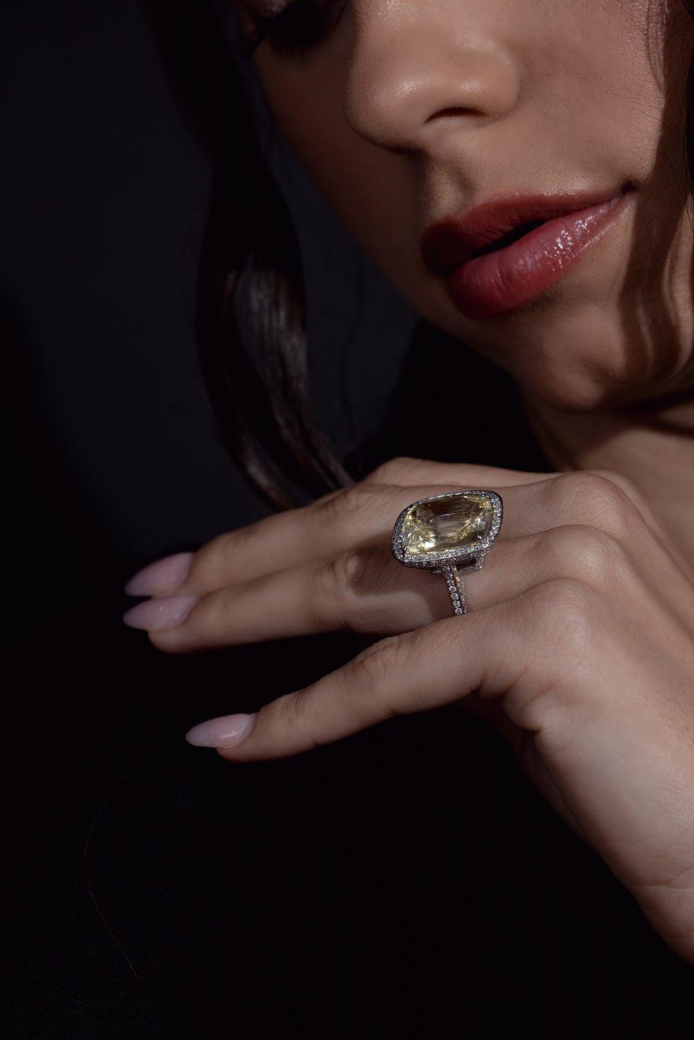 BAYCO-Natural Sapphire Diamond Ring-PLATINUM