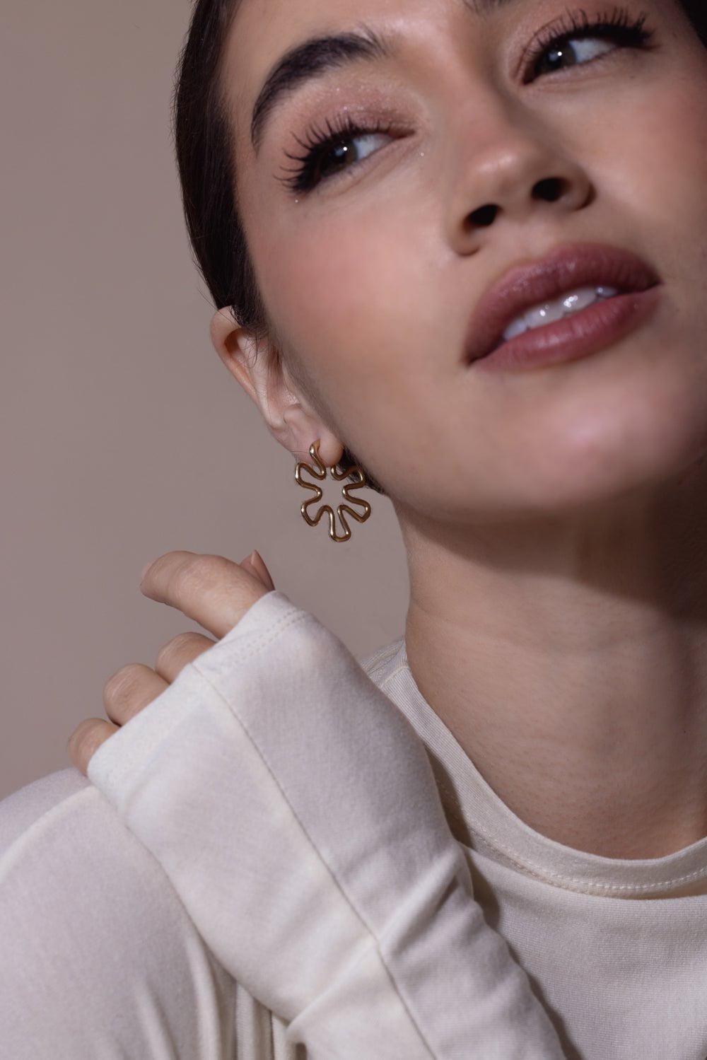 BEA BONGIASCA-Small Daisy Gold Earrings-YELLOW GOLD