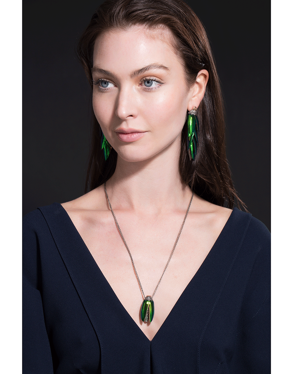 BIBI VAN DER VELDEN-Scarab Fly Necklace-YELLOW GOLD