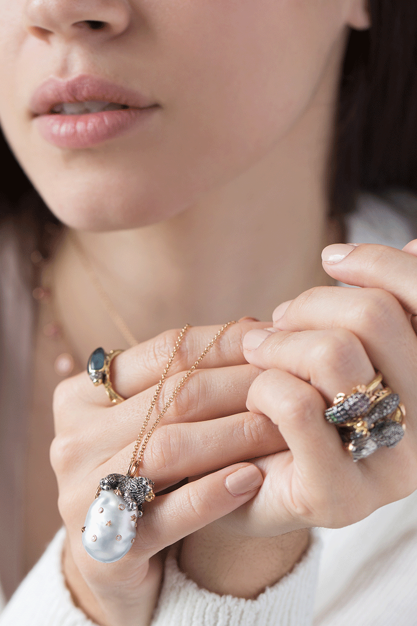 BIBI VAN DER VELDEN-Stackable Topaz and Diamond Scarab Ring-YELLOW GOLD
