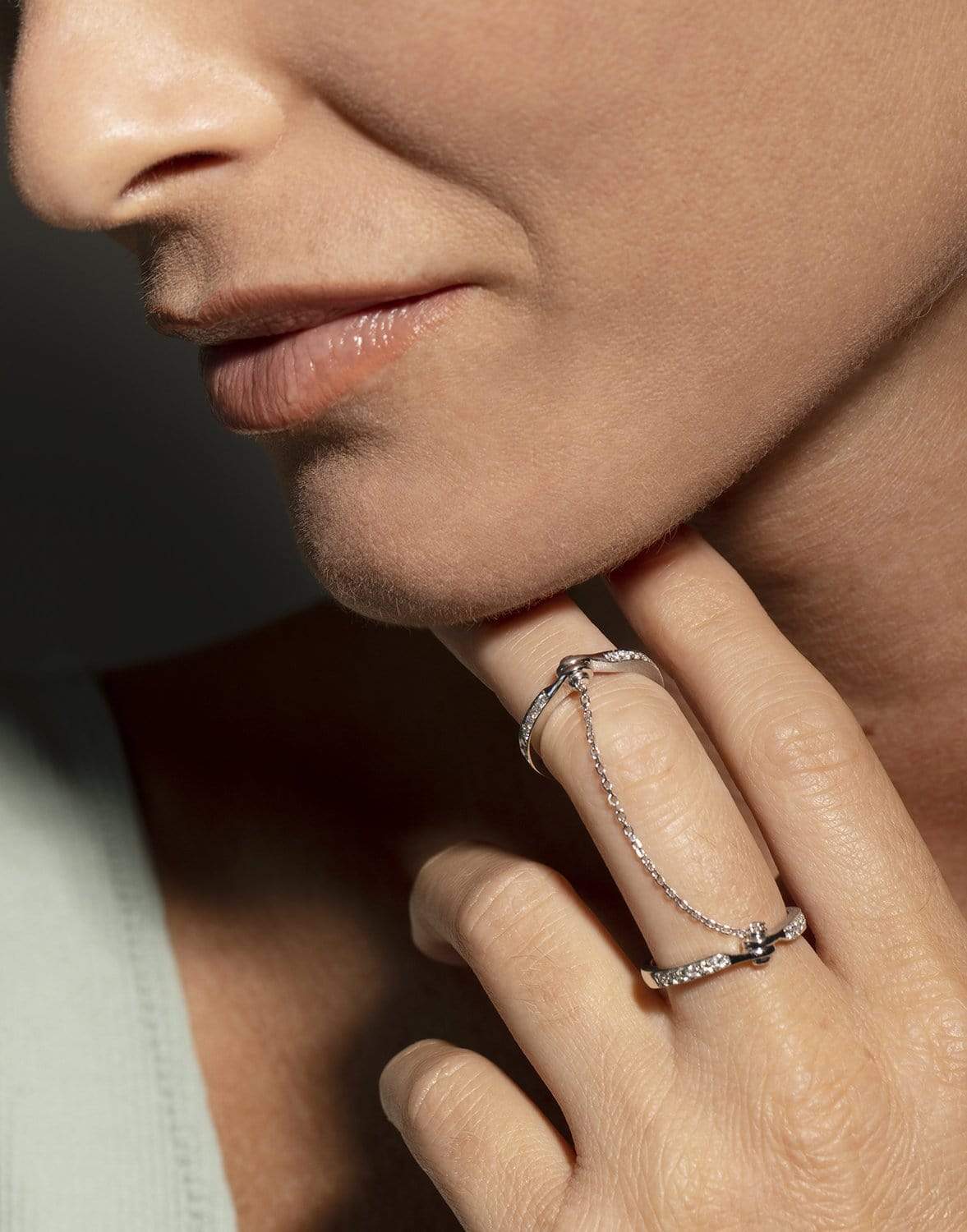 BORGIONI-Diamond Handcuff Chain Ring-WHITE GOLD