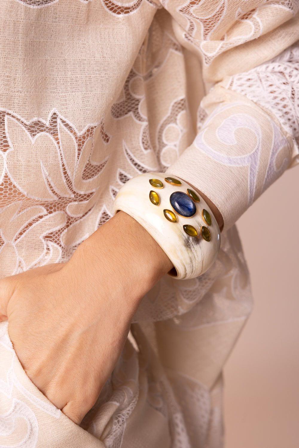 BOUNKIT JEWELRY-Horn Cuff Bracelet-WHITE