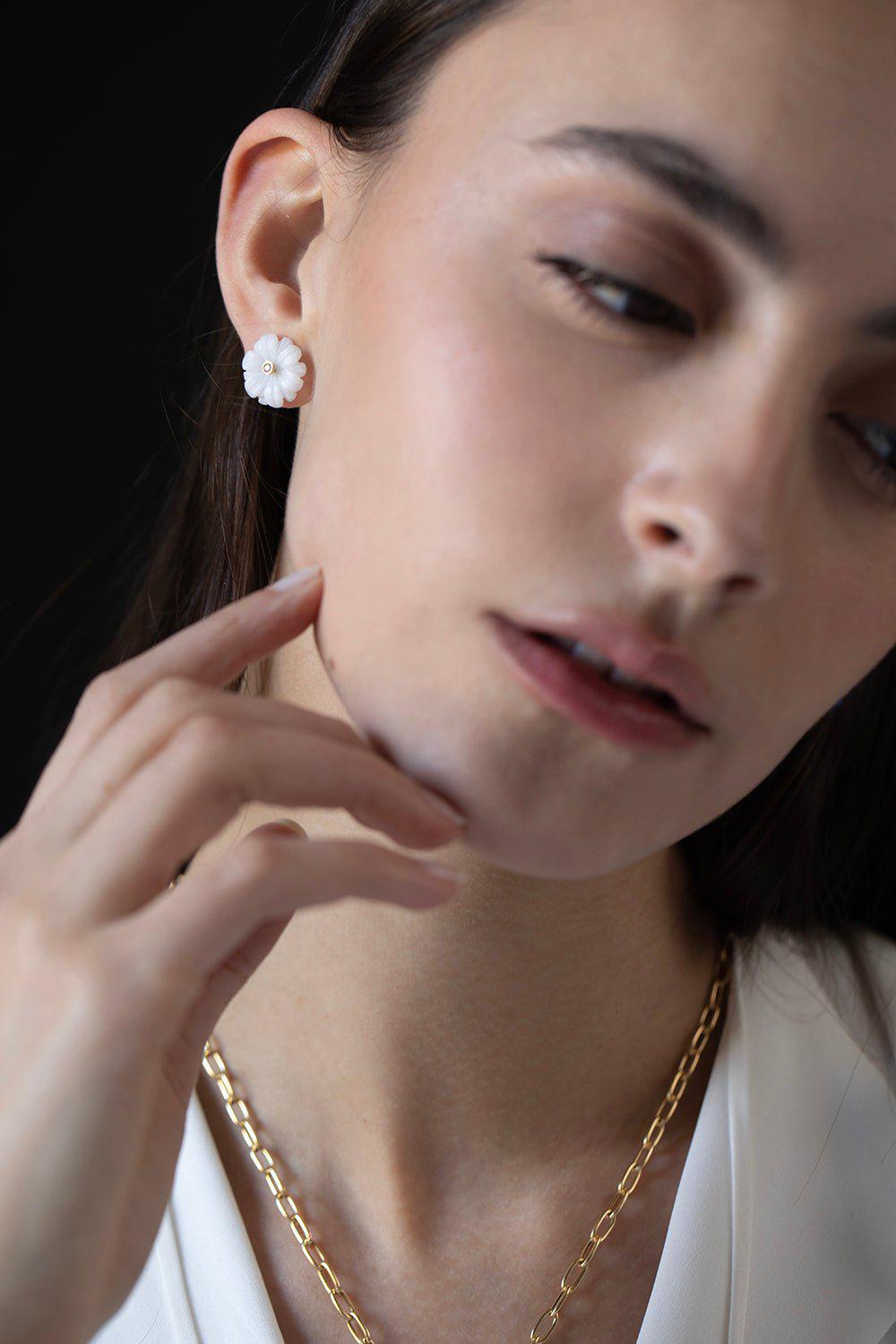 BRENT NEALE-Small Wildflower Studs - Agate-YELLOW GOLD