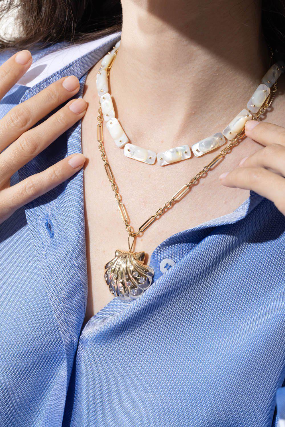 BRENT NEALE-Large Diamond Shell Pendant Necklace-YELLOW GOLD