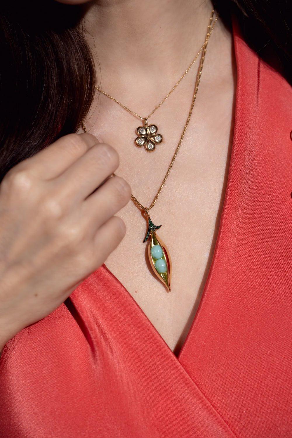 BRENT NEALE-Mini Petal Flower Necklace-YELLOW GOLD