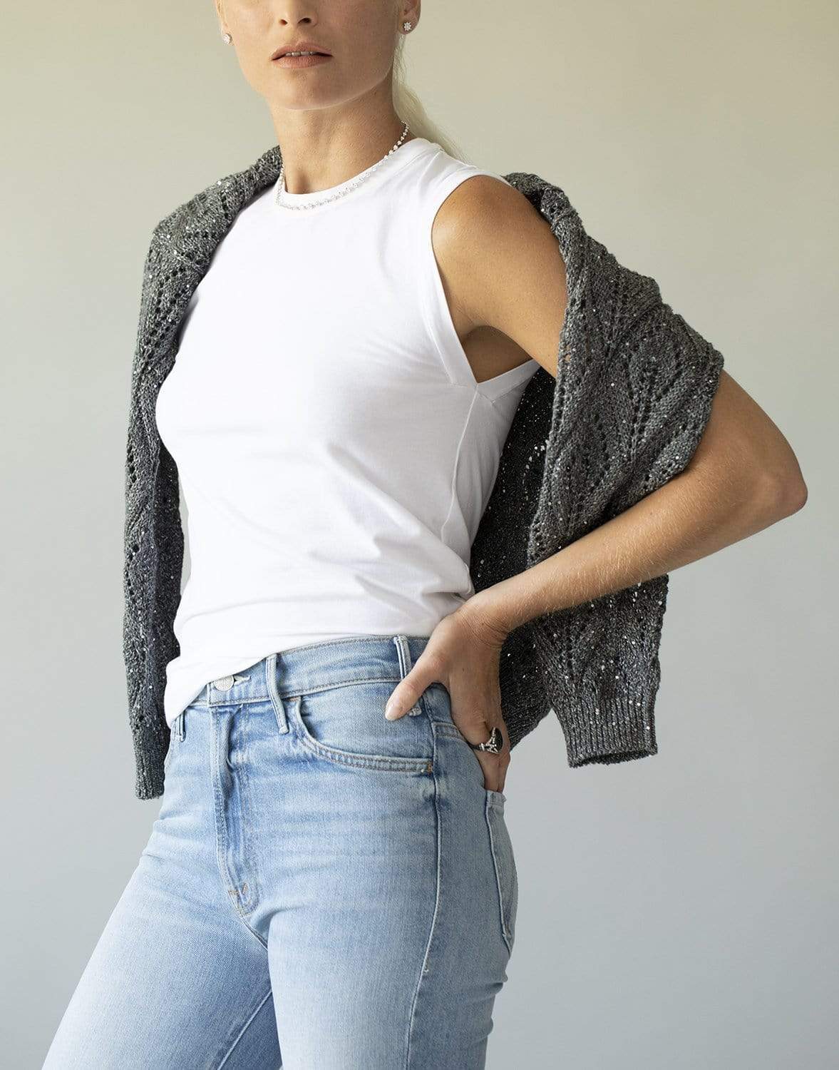 BRUNELLO CUCINELLI-Diamond Crochet V-Neck Woven Sweater-