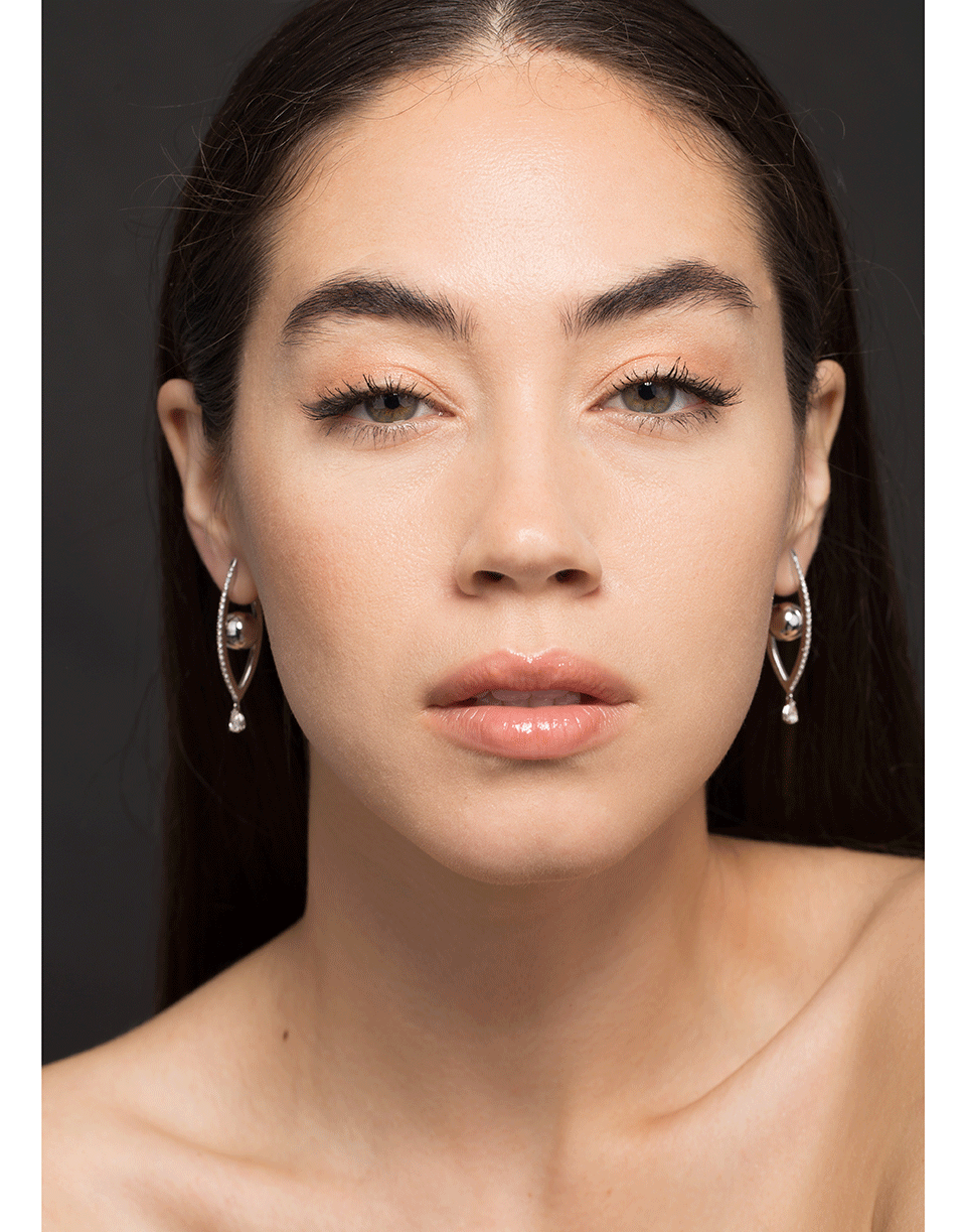 CADAR-Medium Diamond Reflection Hoop Earrings-WHITE GOLD