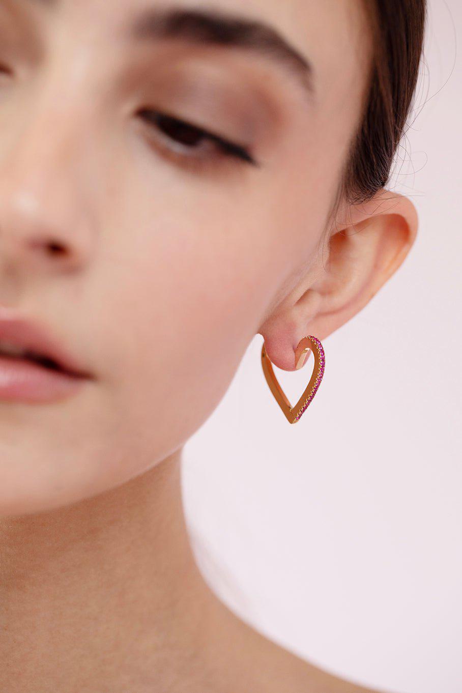 CADAR-Medium Ruby Heart Hoops-YELLOW GOLD