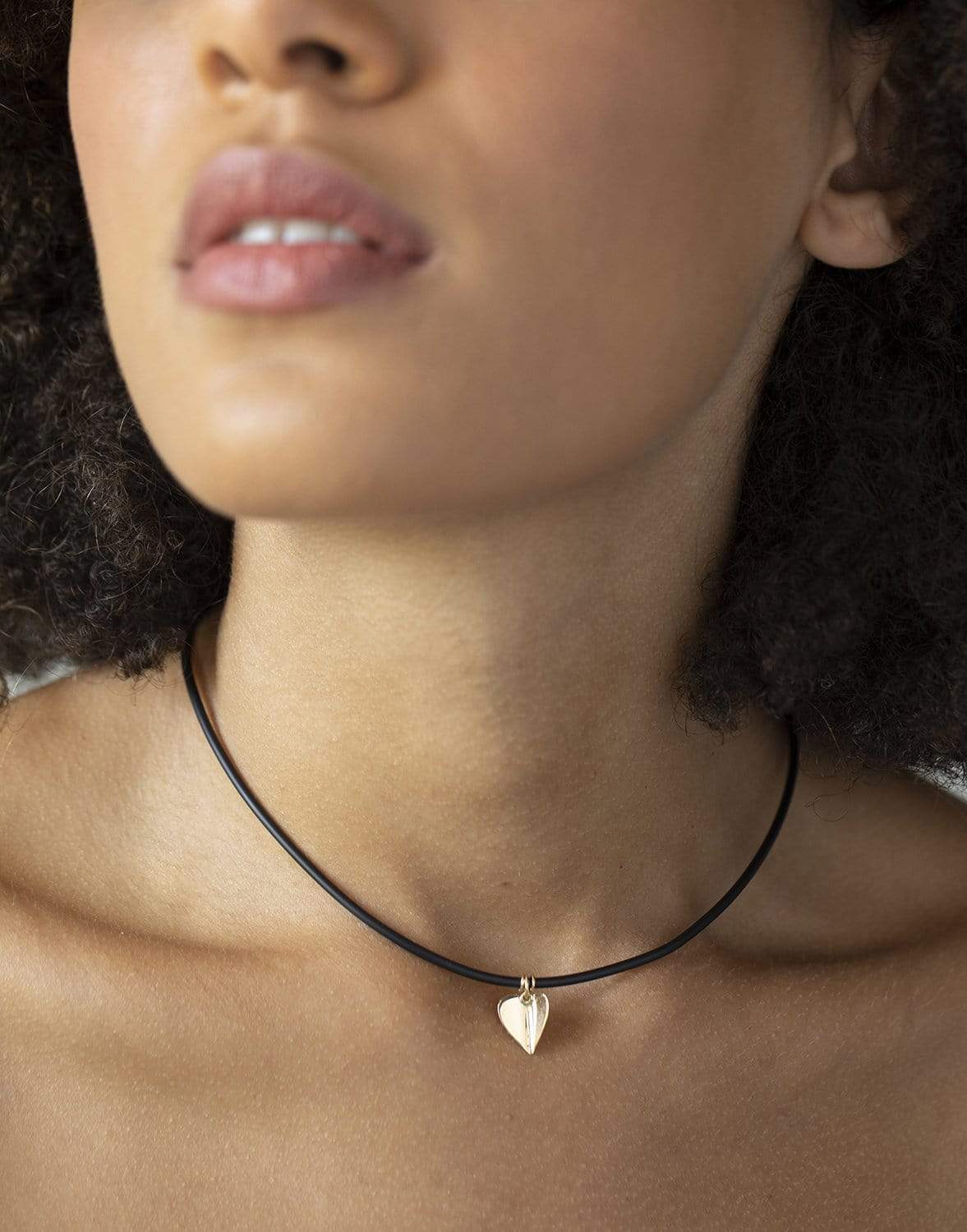 CADAR-Medium Wings of Love Necklace-YELLOW GOLD