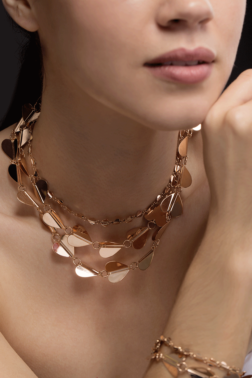 CADAR-Medium Wings of Love Necklace-YELLOW GOLD