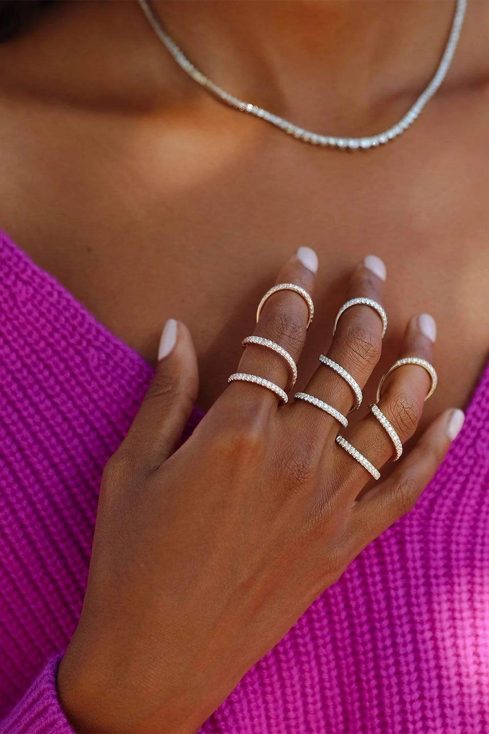 CARBON & HYDE-Arabesque Ring - White Gold-