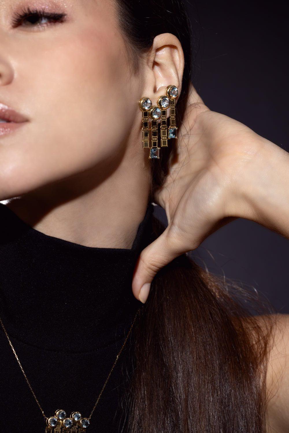 CAROL KAUFFMANN-Golden Square Earrings-YELLOW GOLD