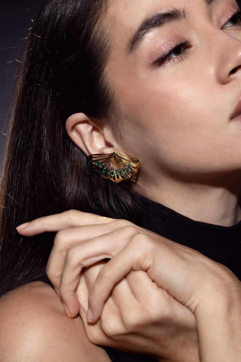 CAROL KAUFFMANN-Nouveau Baguette Earrings-YELLOW GOLD