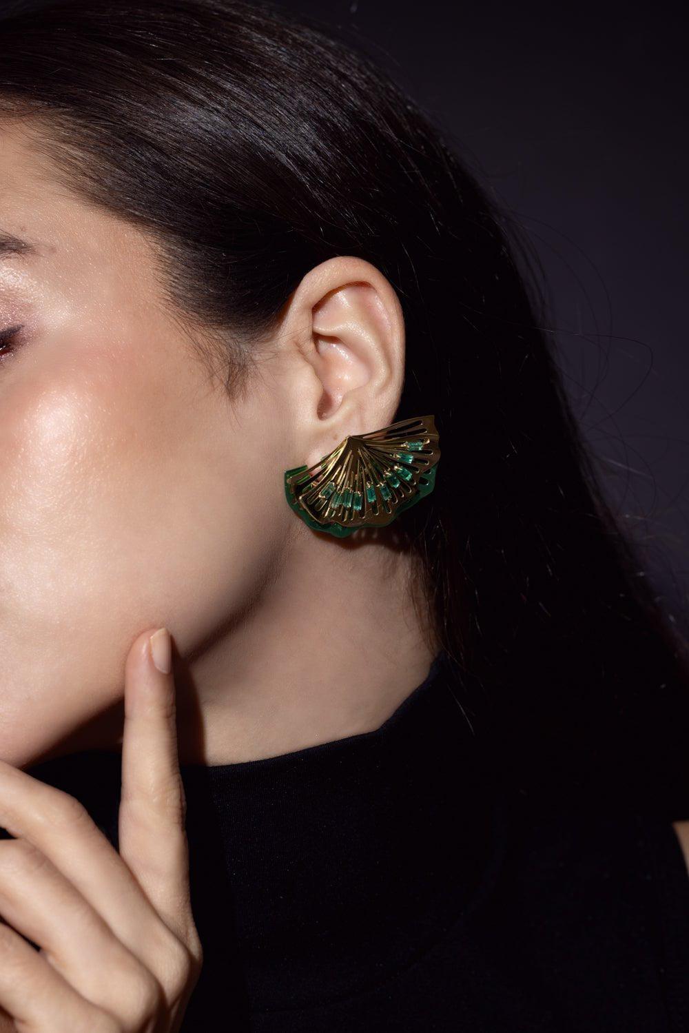 CAROL KAUFFMANN-Nouveau Baguette Earrings-YELLOW GOLD