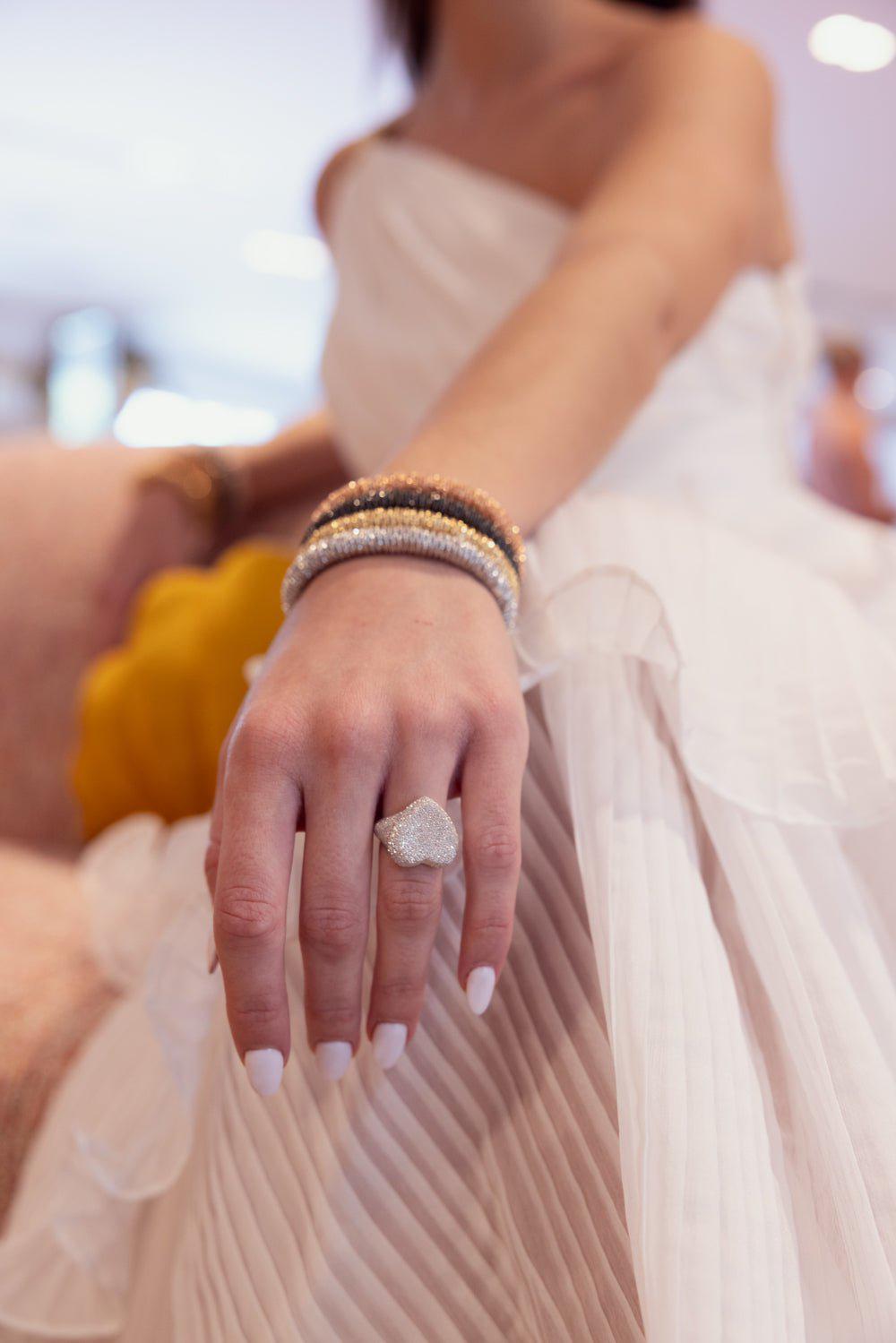 CAROLINA BUCCI-Florentine Finish Cuore Ring-