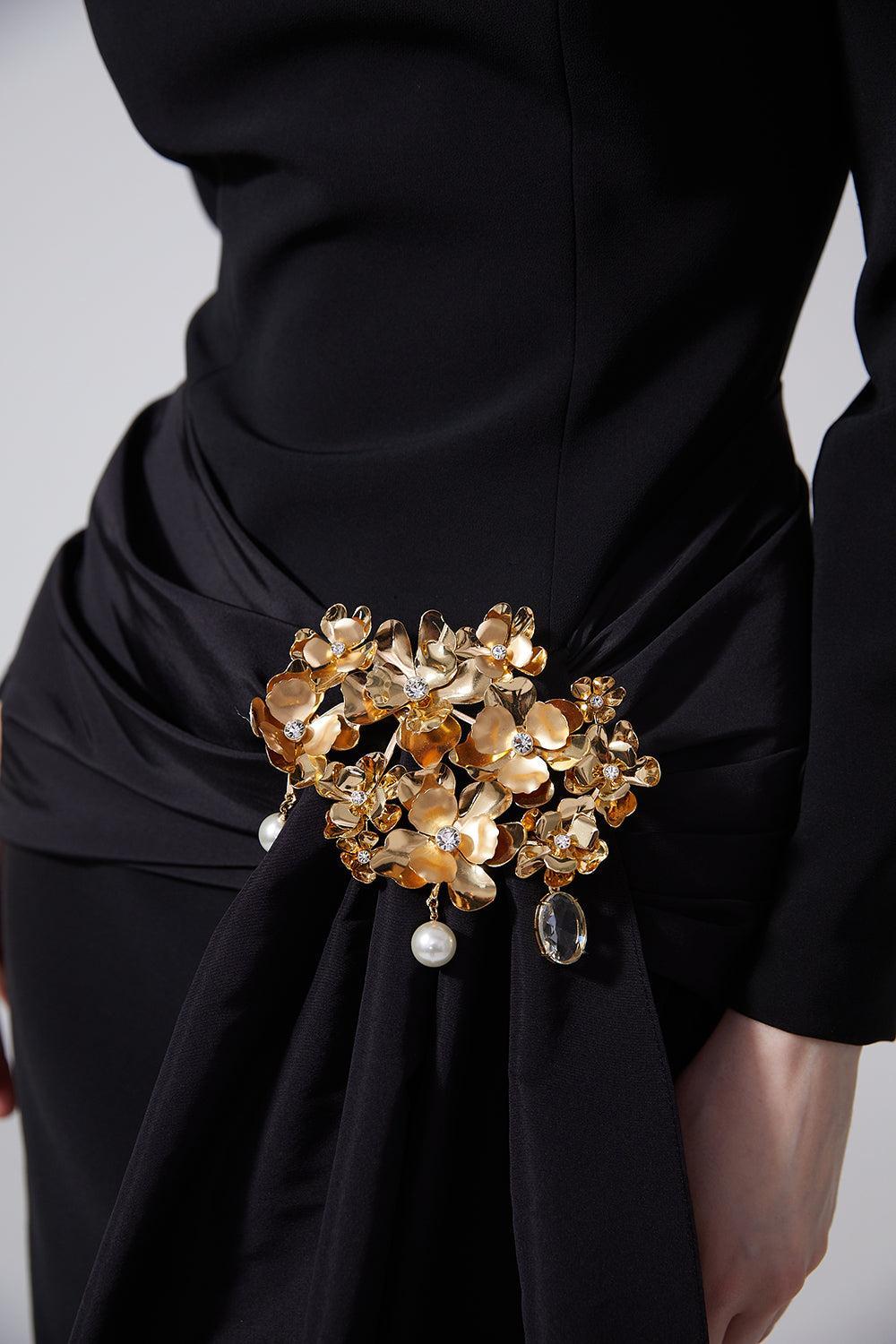 Flower Brooch-GOLDMULT-O/S-JEWELRYBOUTIQUEPIN-CAROLINA HERRERA