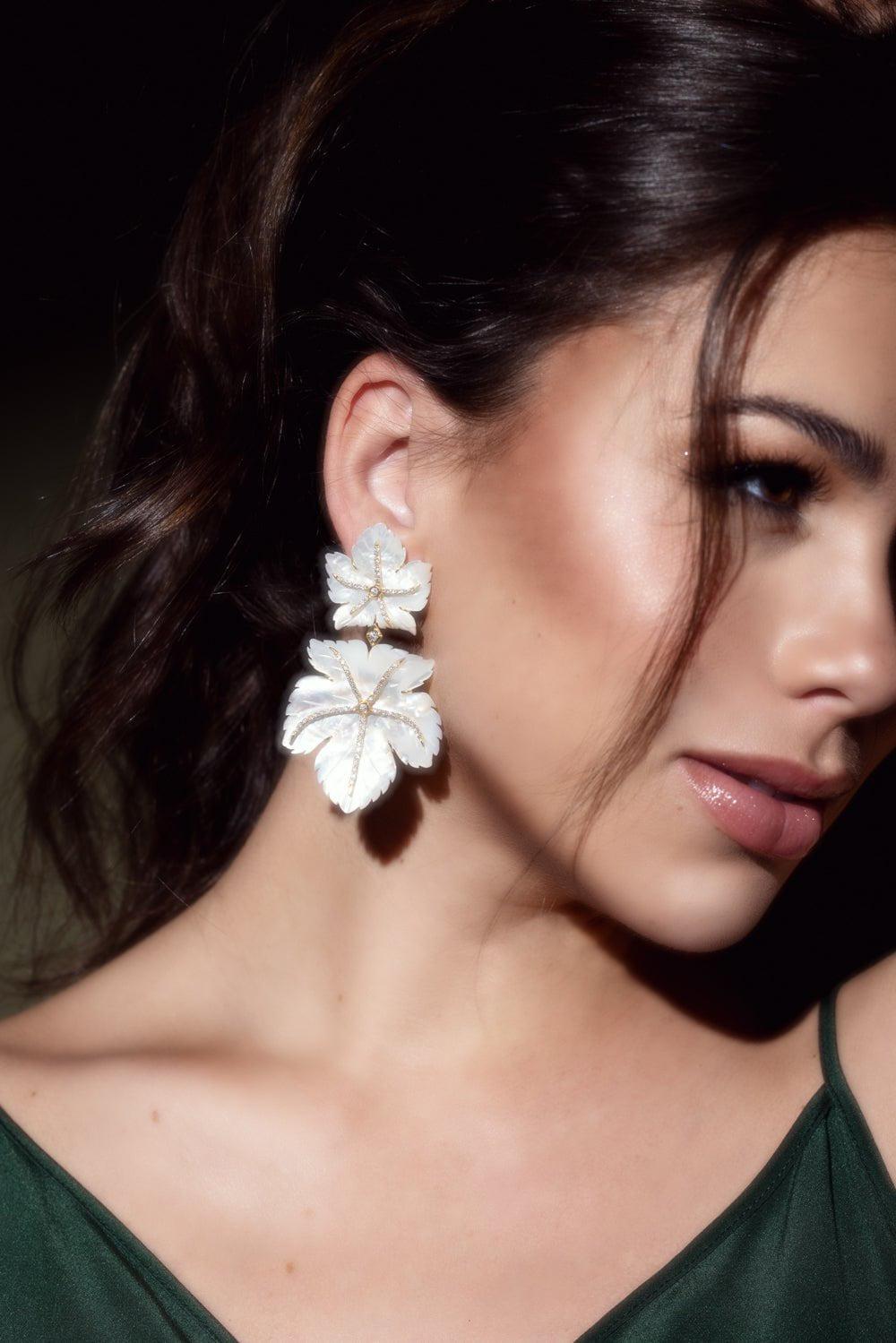 CASA CASTRO-Double Leaf Pearl Mother Nature Earrings-YELLOW GOLD