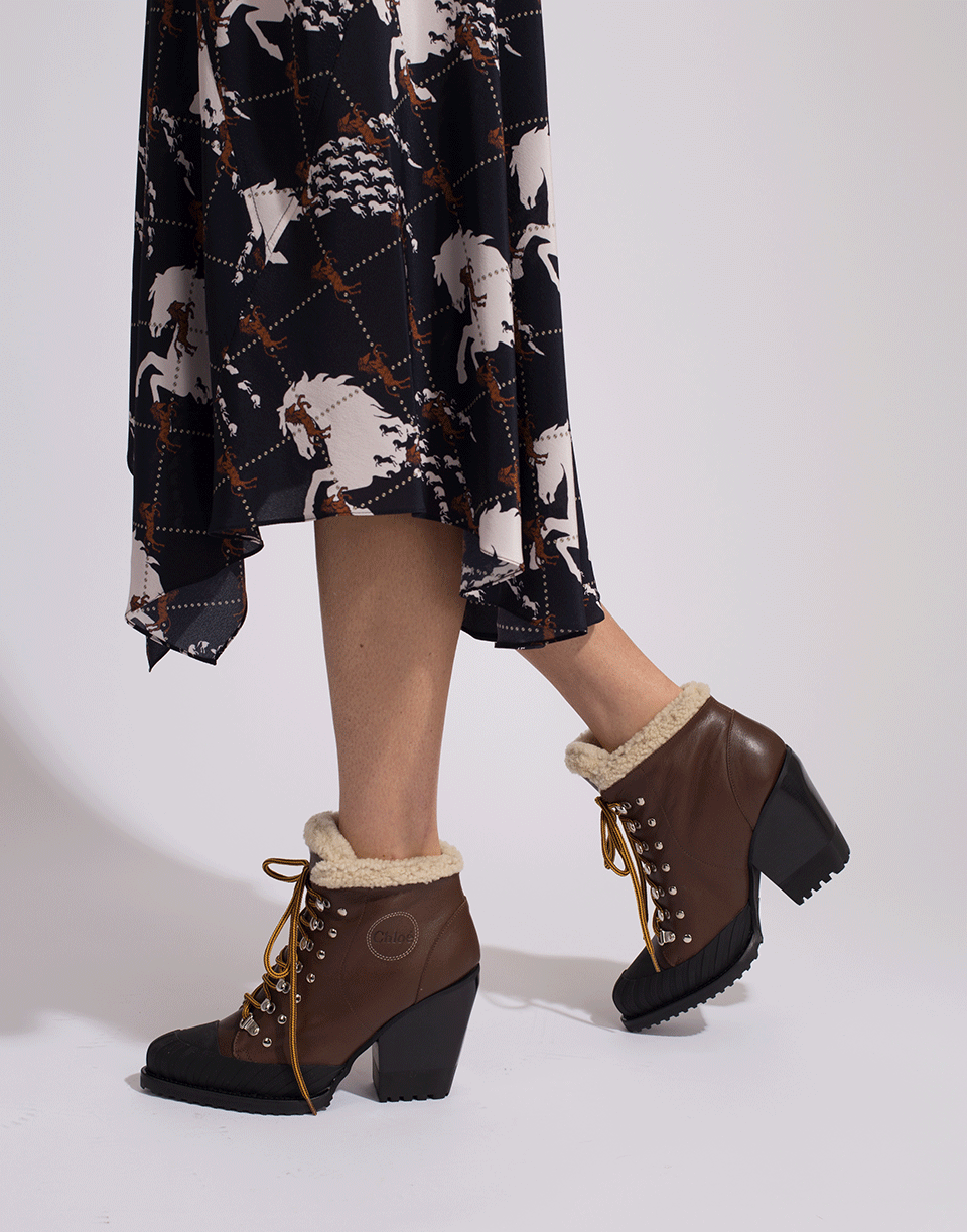 CHLOÉ-Rylee Shearling Lace Up Boot-