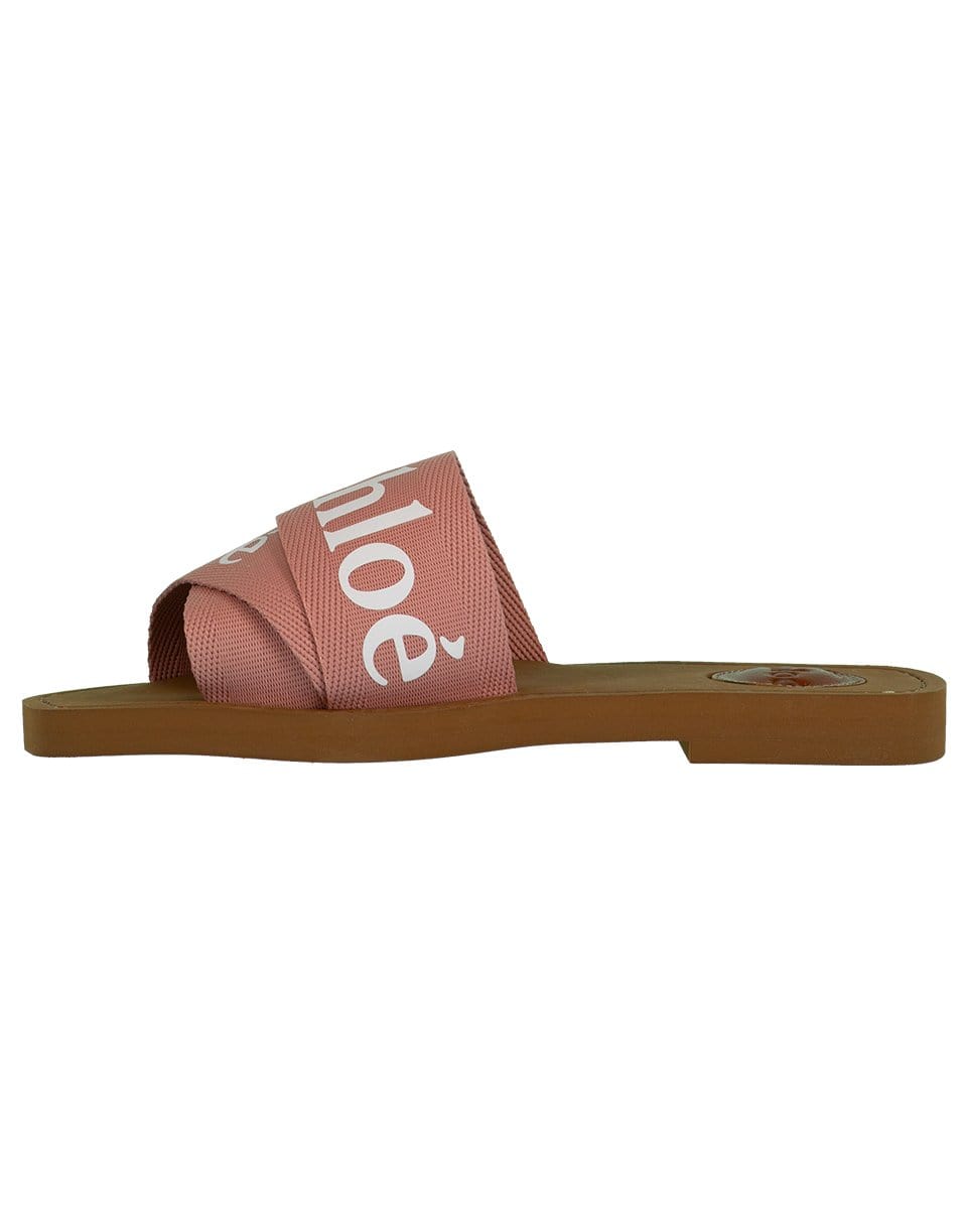 CHLOÉ-Canvas Logo Slide-