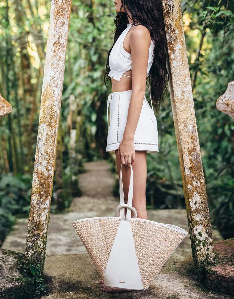 CULT GAIA-Itzel Short-