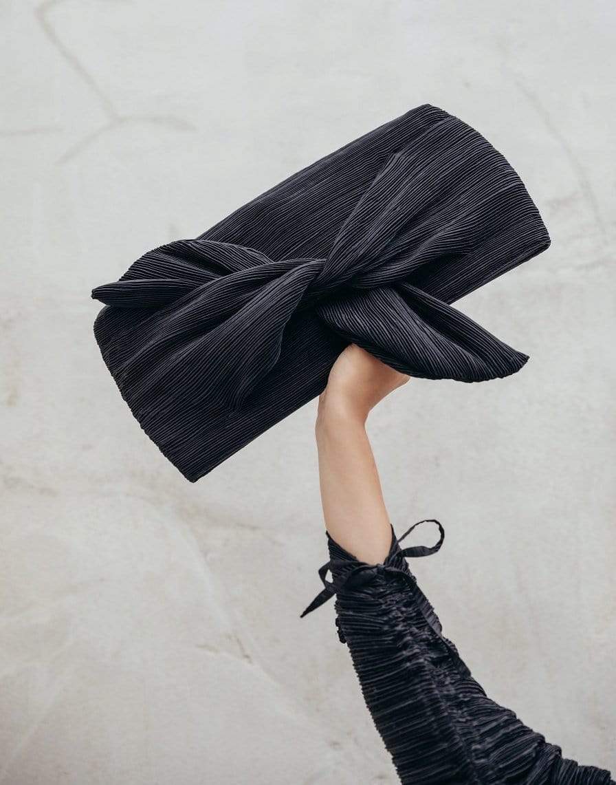 CULT GAIA-Black Banu Clutch-BLACK