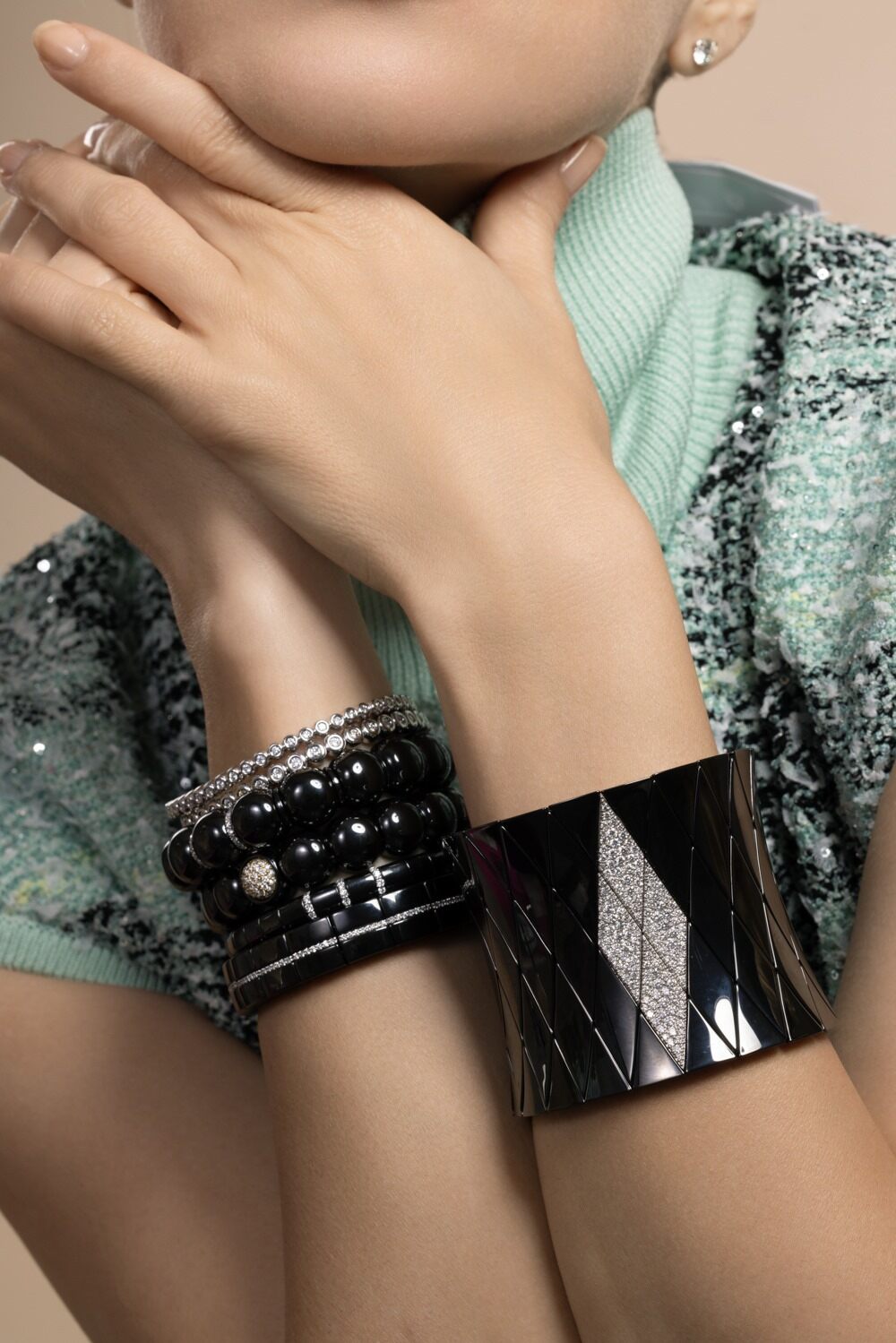 Two Diamond Bar Black Pura Stretch Bracelet-WHITE GOLD-JEWELRYFINE JEWELBRACELET O-ROBERTO DEMEGLIO