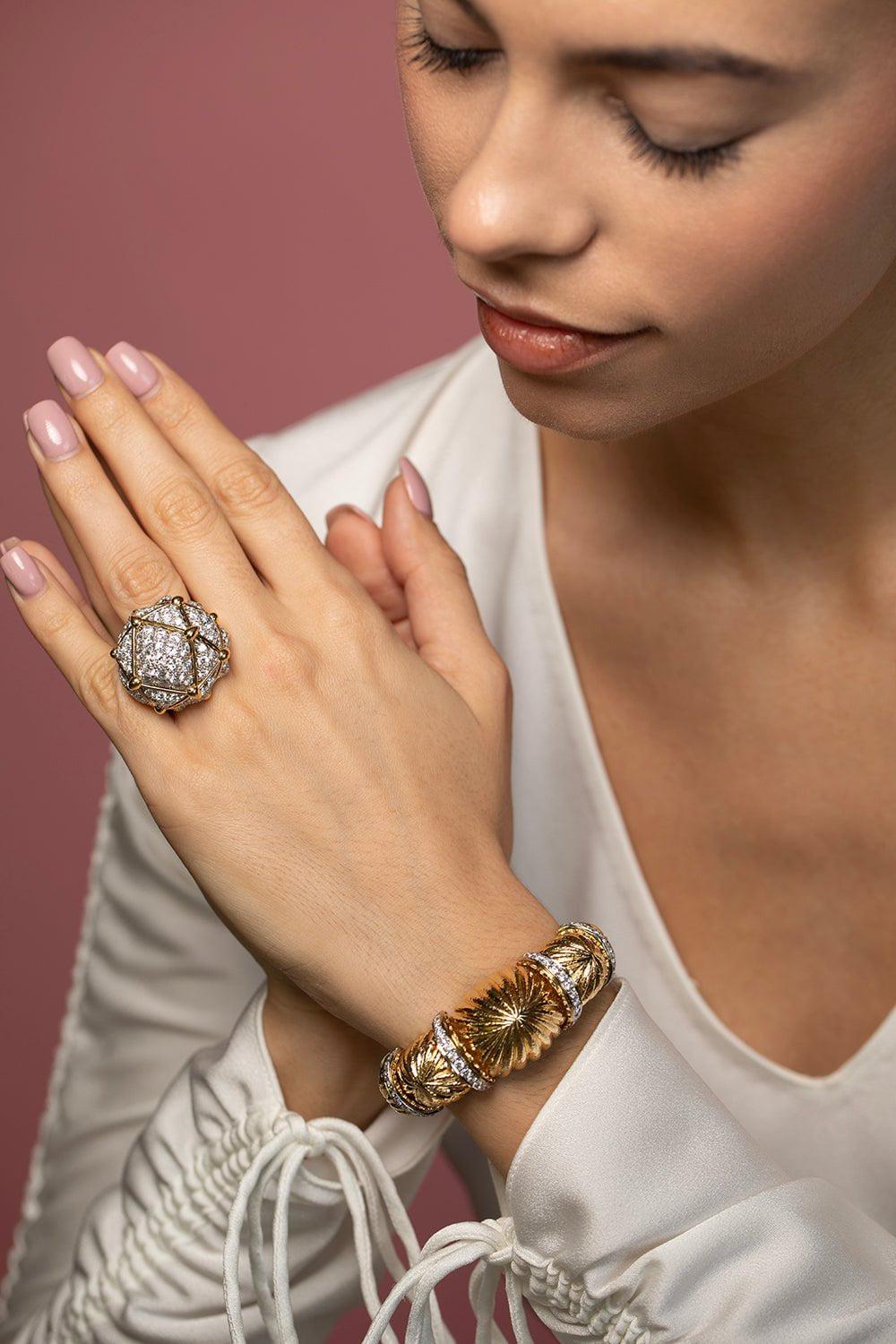 DAVID WEBB-Diamond Fluted Dome Bracelet-YELLOW GOLD
