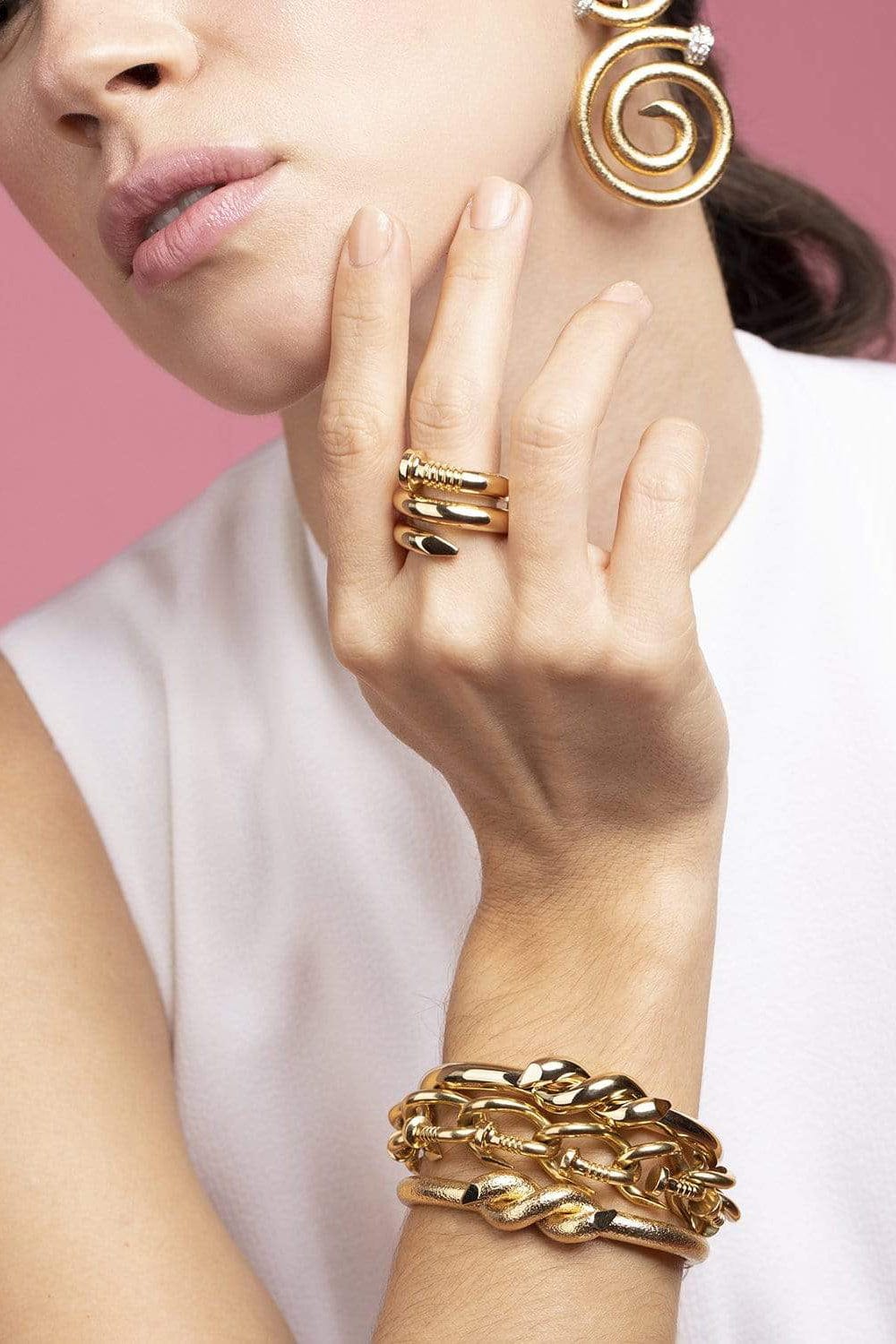 DAVID WEBB-Hammered Gold Twisted Nail Bangle-YELLOW GOLD