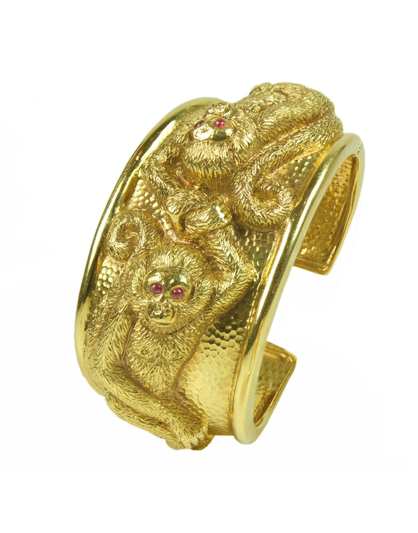 DAVID WEBB-Ruby Repousse Monkey Cuff-YELLOW GOLD