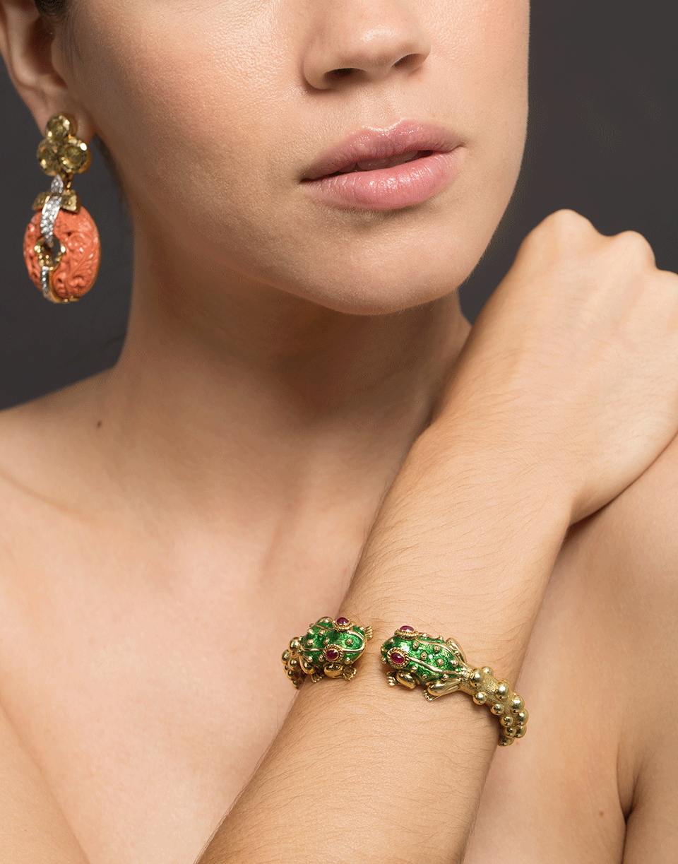 DAVID WEBB-Baby Frog Bangle-YELLOW GOLD