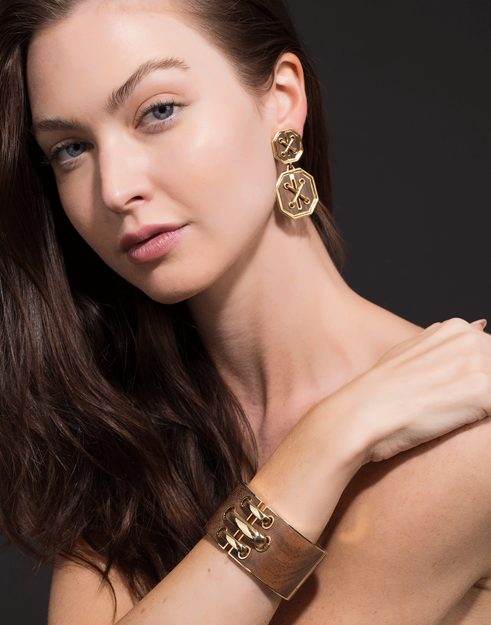 DAVID WEBB-Shoe Lace Cuff Bracelet-YELLOW GOLD