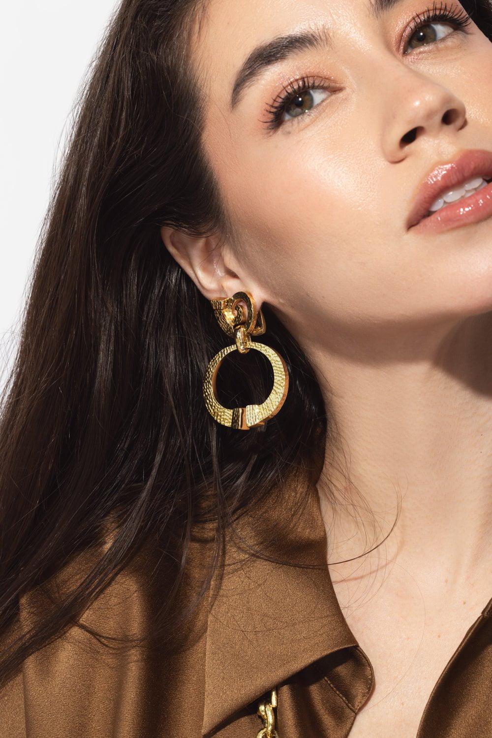 DAVID WEBB-Hammered Square Nail Doorknocker Earrings-YELLOW GOLD