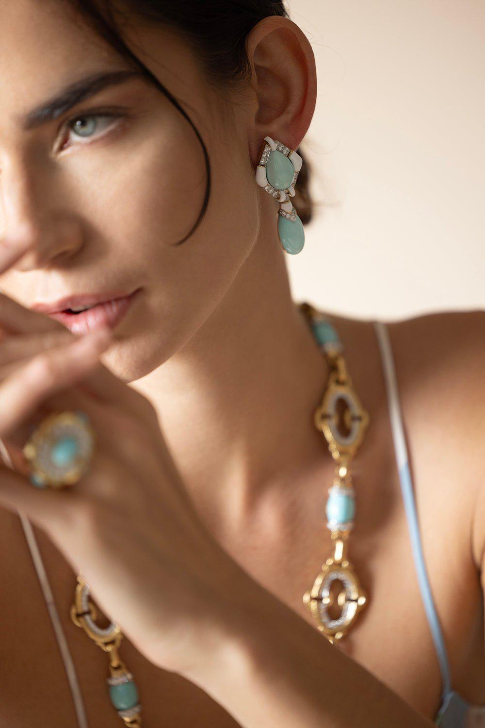 DAVID WEBB-Kite Drop Earrings-YELLOW GOLD