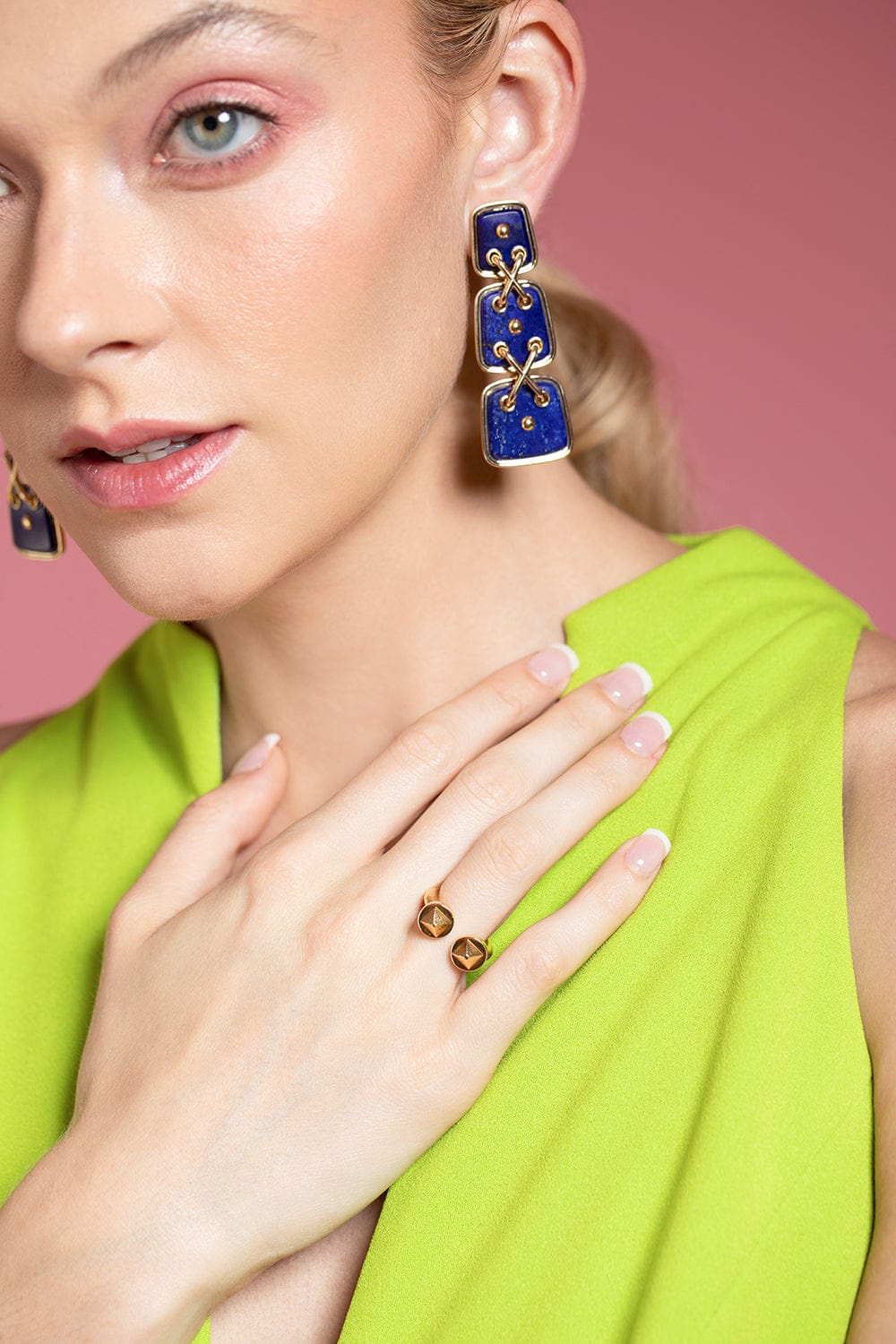 DAVID WEBB-Lapis Cross Stitch Earrings-YELLOW GOLD