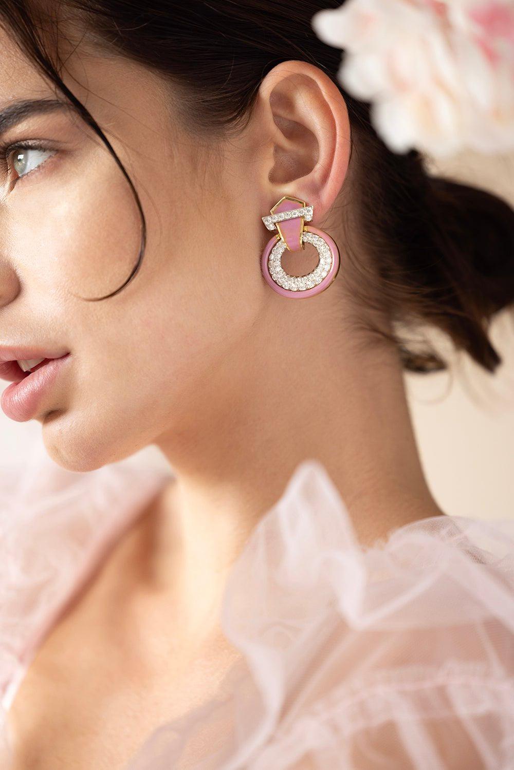 DAVID WEBB-Strap Doorknocker Earrings-YELLOW GOLD