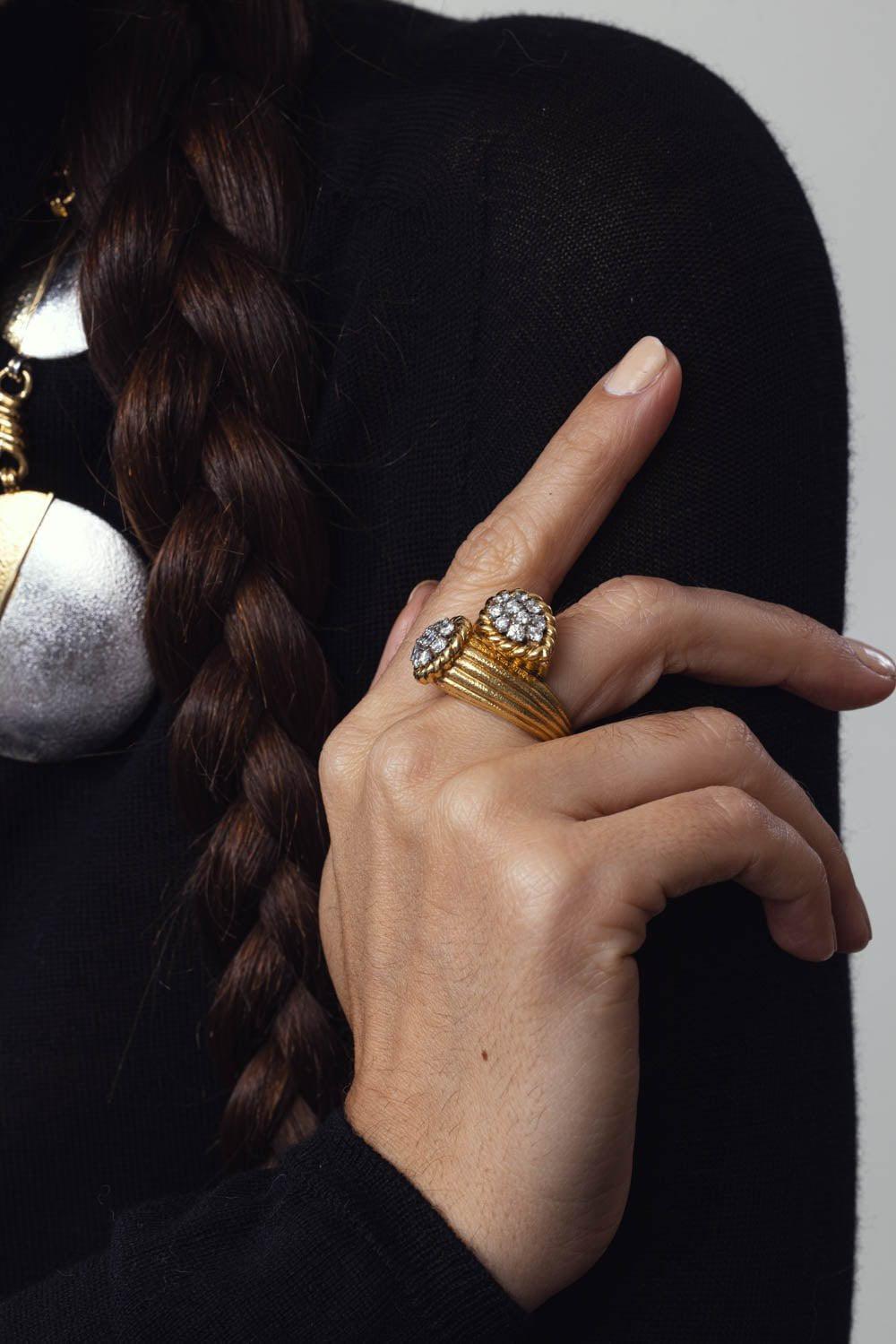 DAVID WEBB-Diamond Cluster Lasso Crossover Ring-YELLOW GOLD