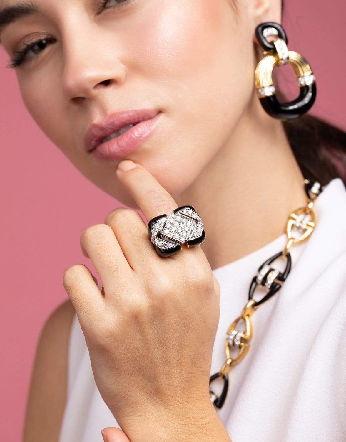 DAVID WEBB-Diamond and Black Enamel Manhattan Ring-YELLOW GOLD