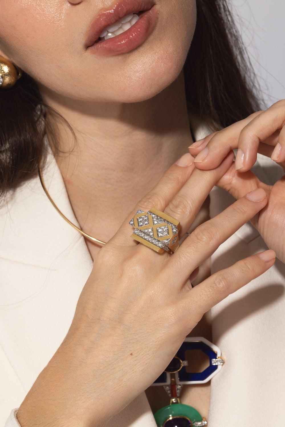 DAVID WEBB-Diamond Cross Beam Ring-YELLOW GOLD
