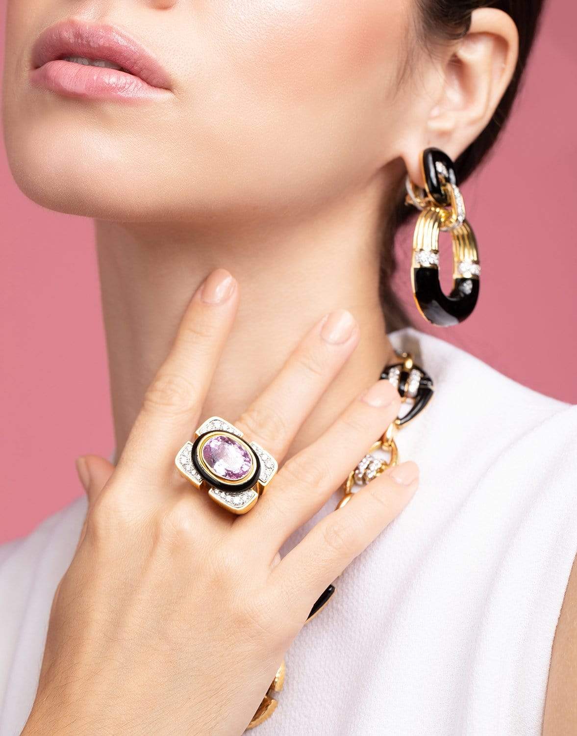 DAVID WEBB-Oval-Cut Kunzite Ring-YELLOW GOLD