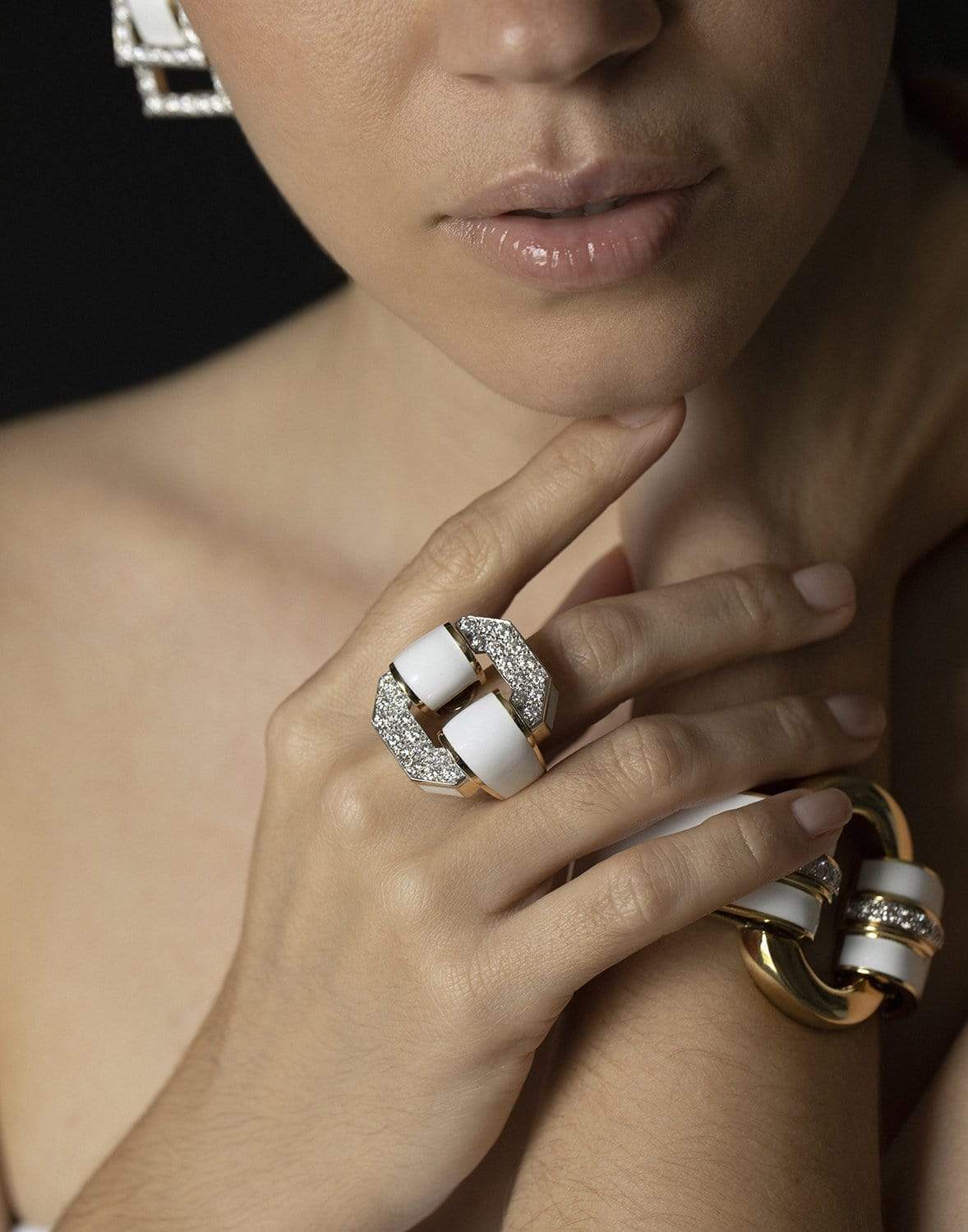 DAVID WEBB-White Enamel and Diamond Tire Ring-YELLOW GOLD