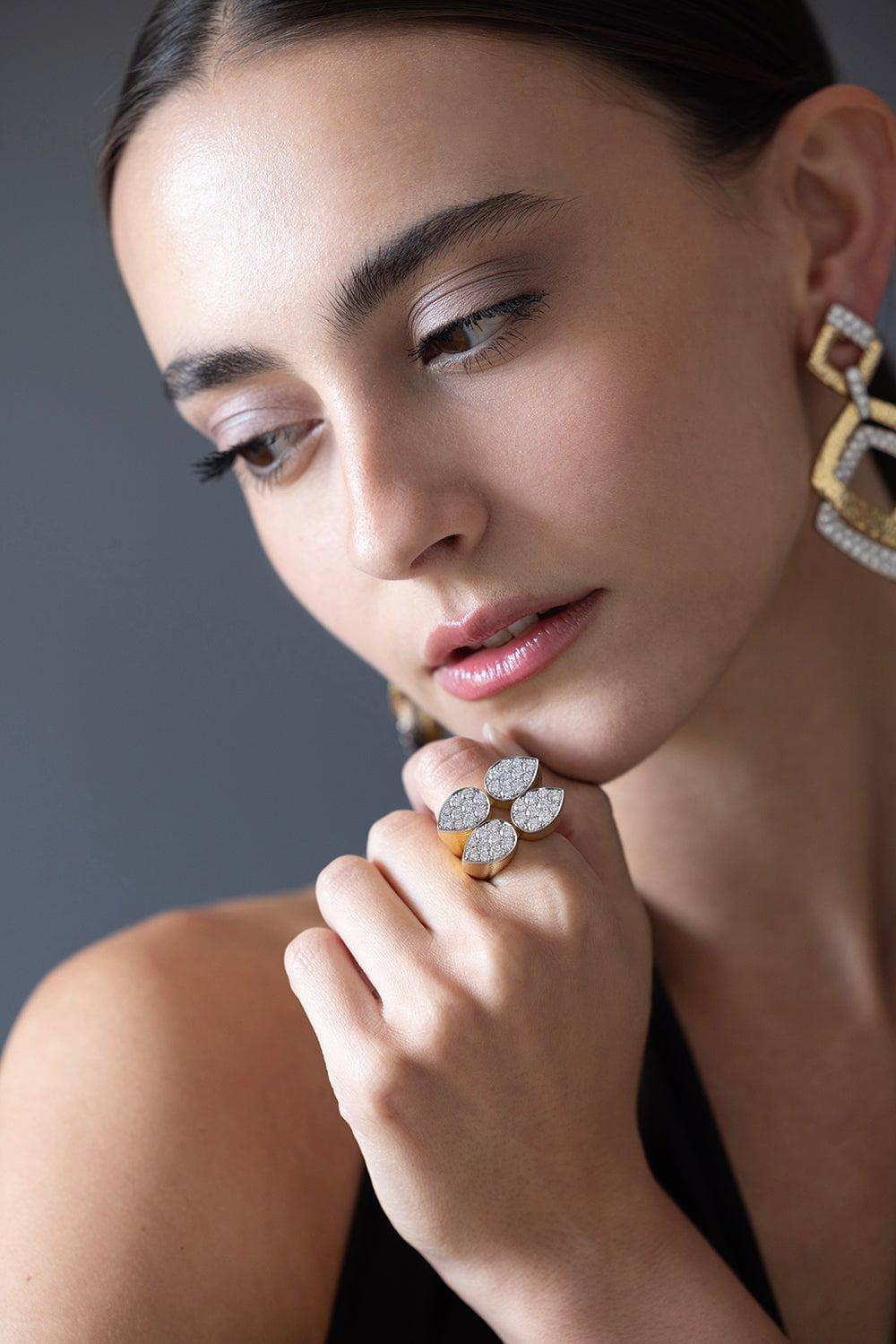 DAVID WEBB-Quadrant Diamond Pear Ring-YELLOW GOLD