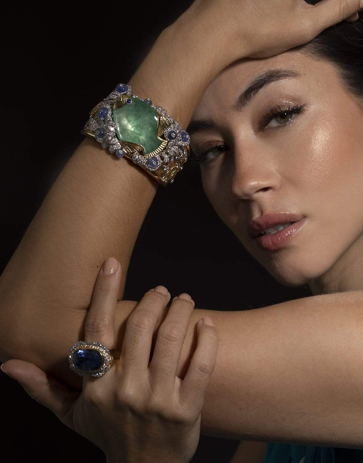 DAVID WEBB-Oval Sapphire Ring-YELLOW GOLD