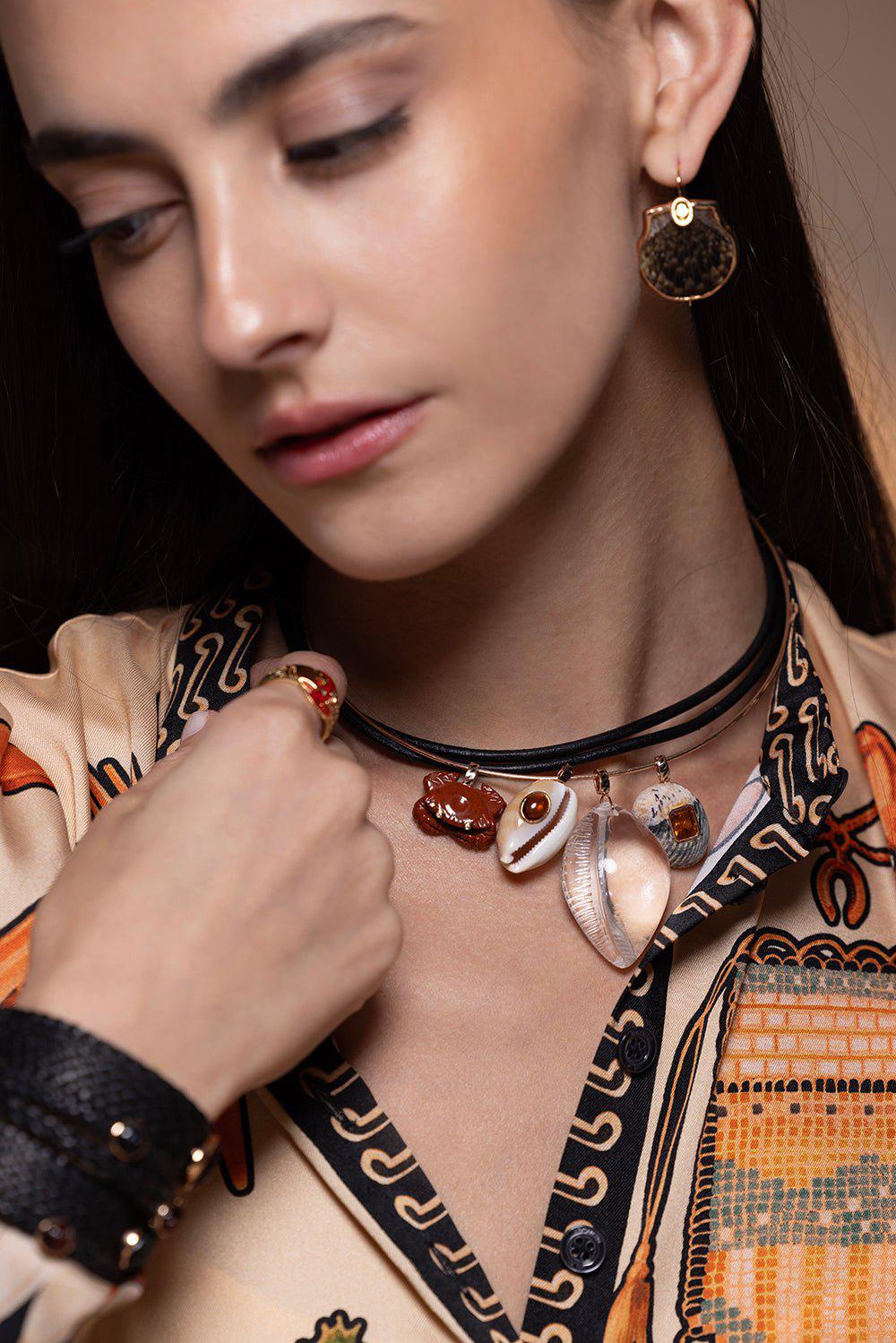 DEZSO BY SARA BELTRAN-Grande Crystal Cowry Pendant-ROSE GOLD