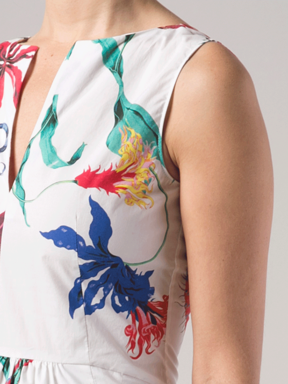 DOROTHEE SCHUMACHER-Sleeveless Slit Neck Floral Dress-